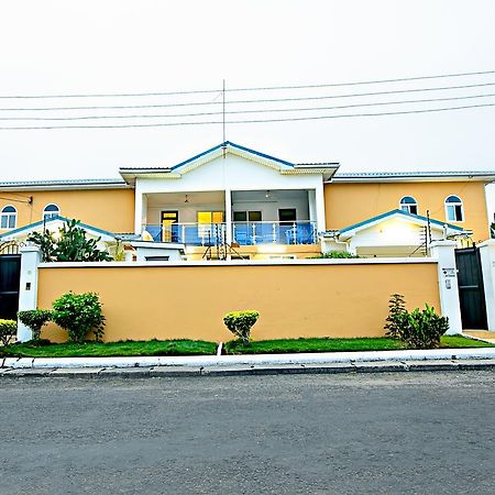 @Home Boutique B&B Hostel And Suite Akkra Exterior foto