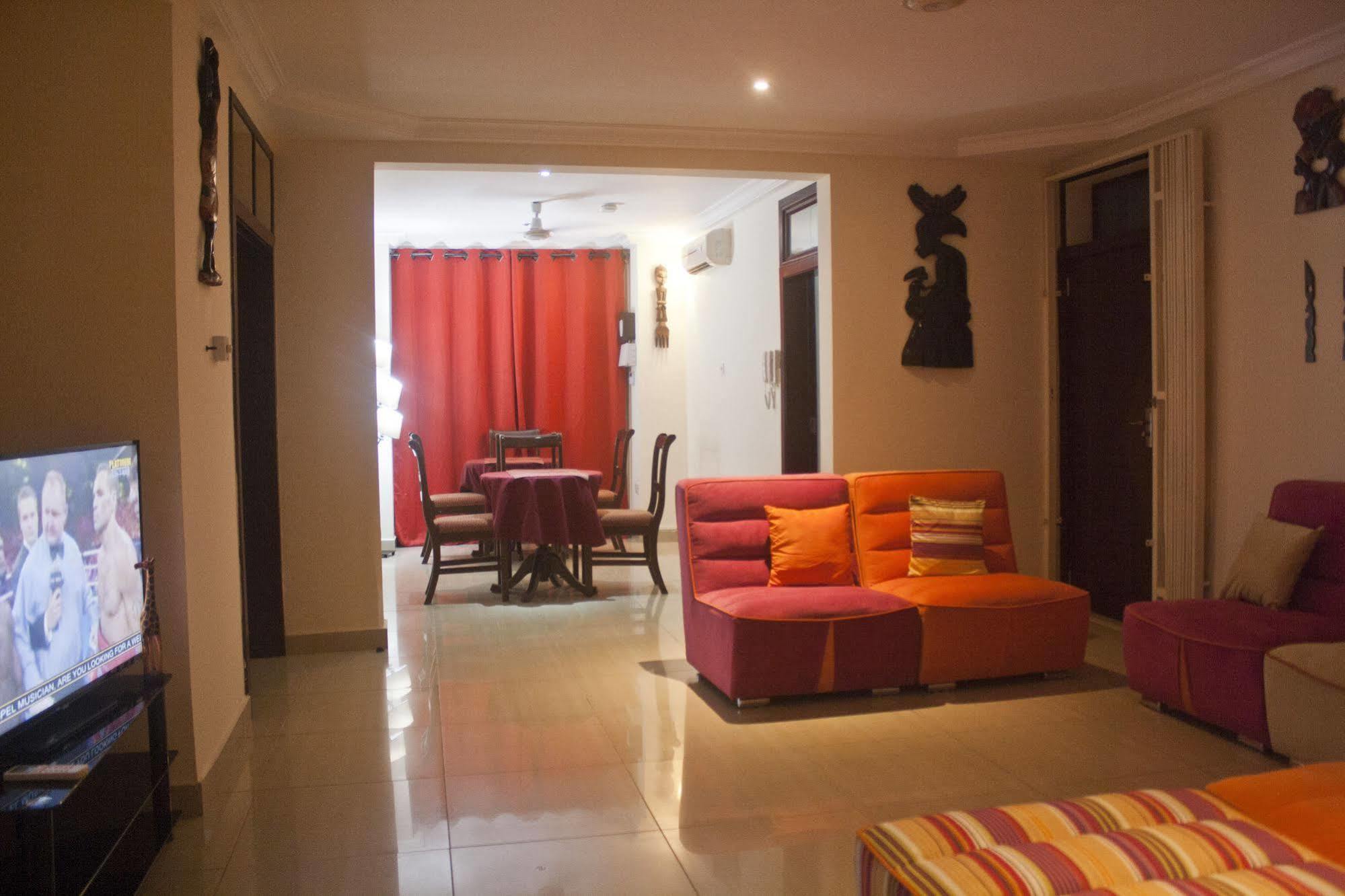 @Home Boutique B&B Hostel And Suite Akkra Exterior foto